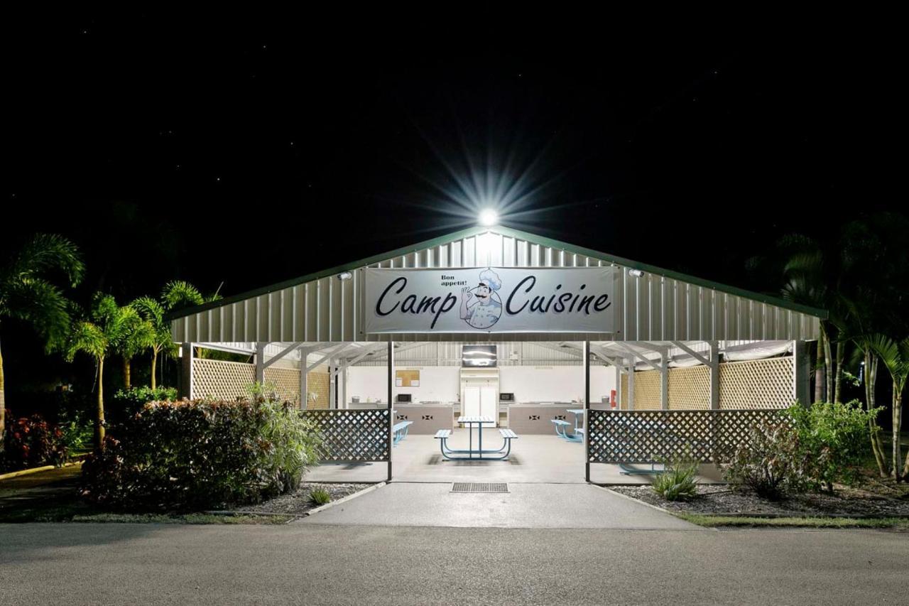 Queens Beach Tourist Village Bowen Exterior foto